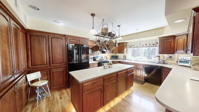 $1,290,000 | 12326 Falk Trail, Northfield, MN 55057