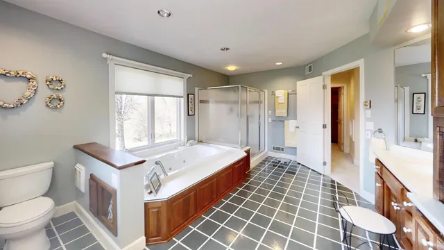 $1,290,000 | 12326 Falk Trail, Northfield, MN 55057