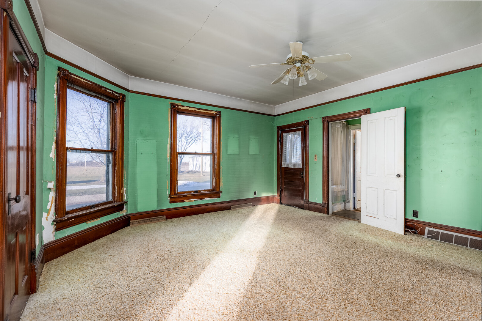 2120 South Lasalle Road Seneca, IL 61360 - Photo 5 of 37