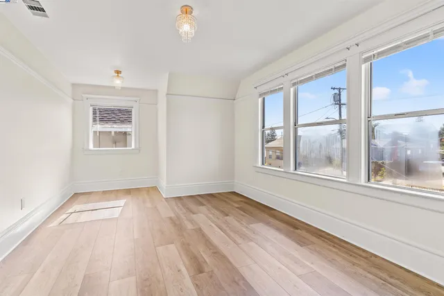 $799,000 | 1206 East 23rd Street, Oakland, CA 94606
