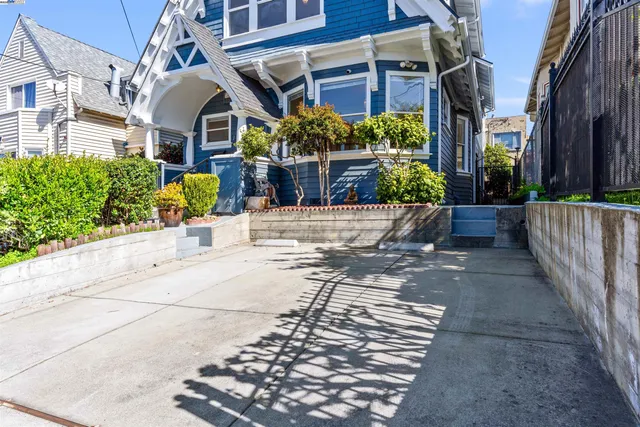 $799,000 | 1206 East 23rd Street, Oakland, CA 94606