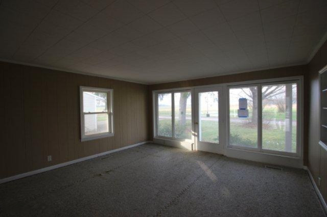 14565 White Road Ravenna, MI 49451 - Photo 9 of 30 Living Area 2