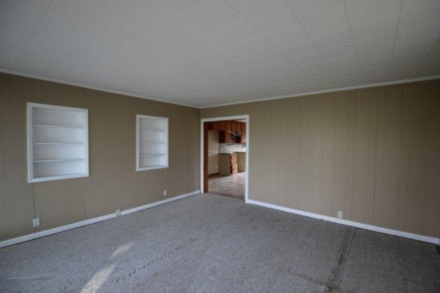 14565 White Road Ravenna, MI 49451 - Photo 10 of 30 Living Area 1