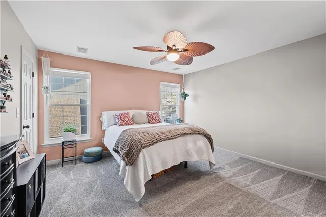 $262,000 | 627 Northeast Swann Circle, Lee's Summit, MO 64086