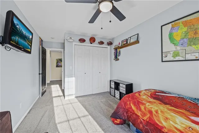 $262,000 | 627 Northeast Swann Circle, Lee's Summit, MO 64086