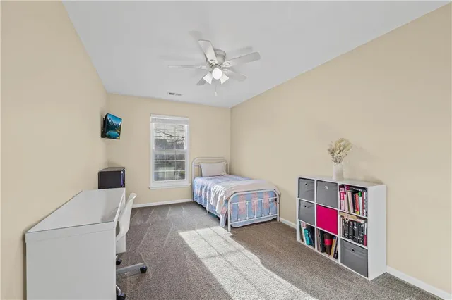 $262,000 | 627 Northeast Swann Circle, Lee's Summit, MO 64086