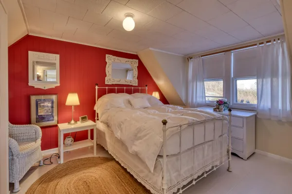 $325,000 | 60 Main Street, Unit 1, Stonington, ME 04681