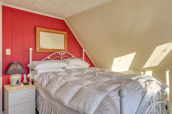 $325,000 | 60 Main Street, Unit 1, Stonington, ME 04681