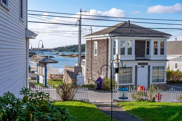 $325,000 | 60 Main Street, Unit 1, Stonington, ME 04681