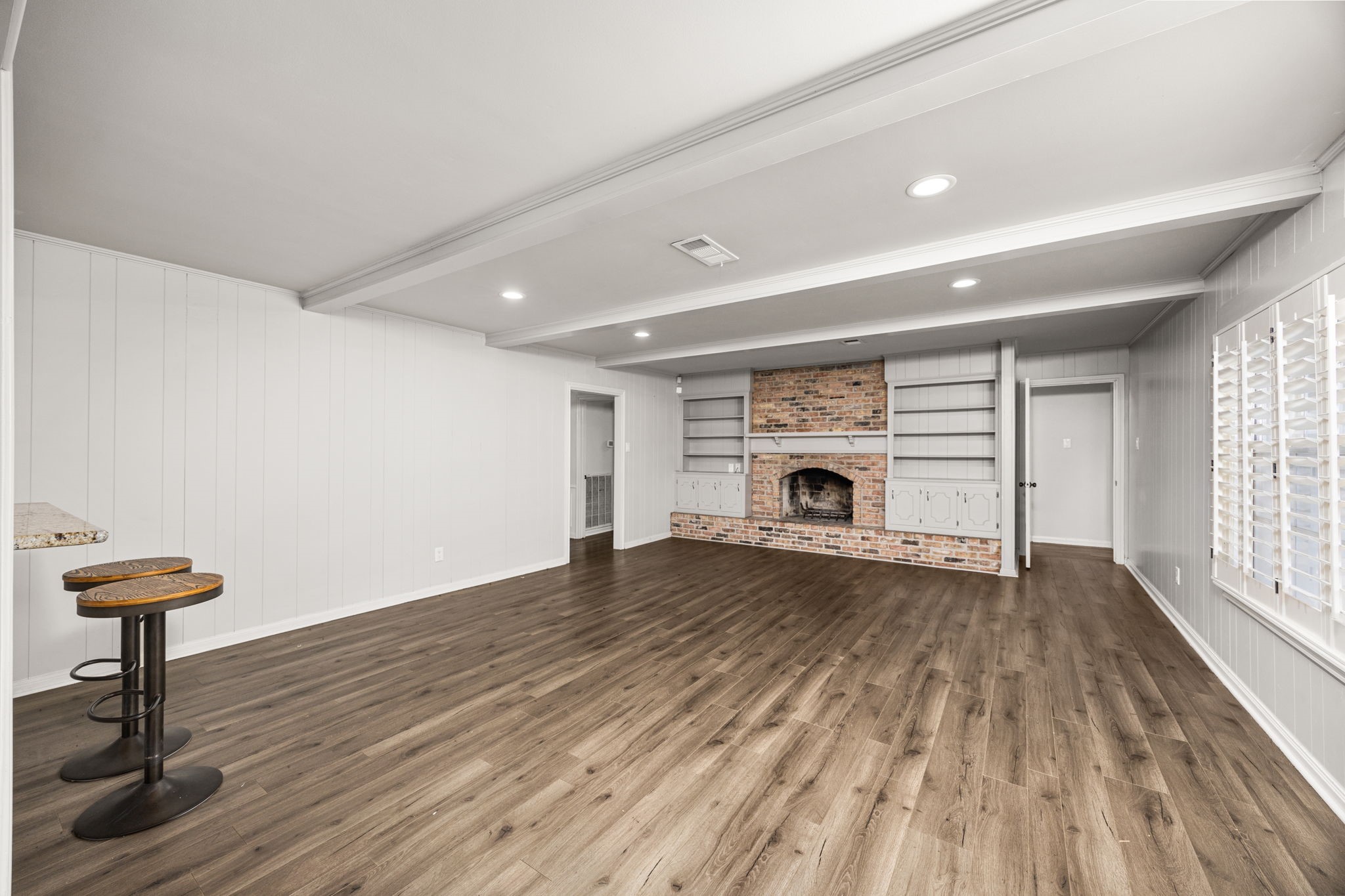 11223 Oak Spring Drive Houston, TX 77043 - Photo 15 of 32 Living room with gas fireplace.