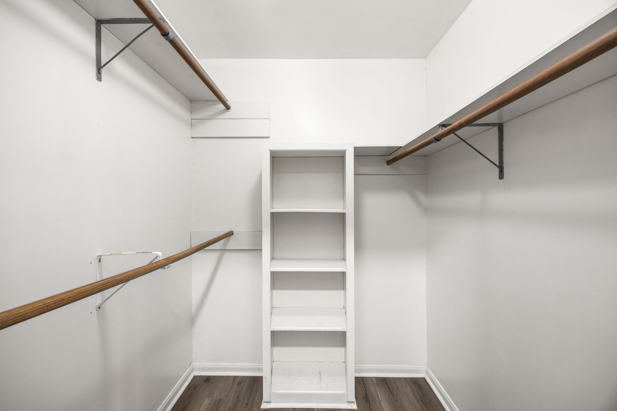 11223 Oak Spring Drive Houston, TX 77043 - Photo 27 of 32 Primary closet.