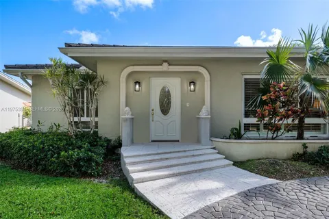 $2,350,000 | 1500 Lugo Avenue, Coral Gables, FL 33156