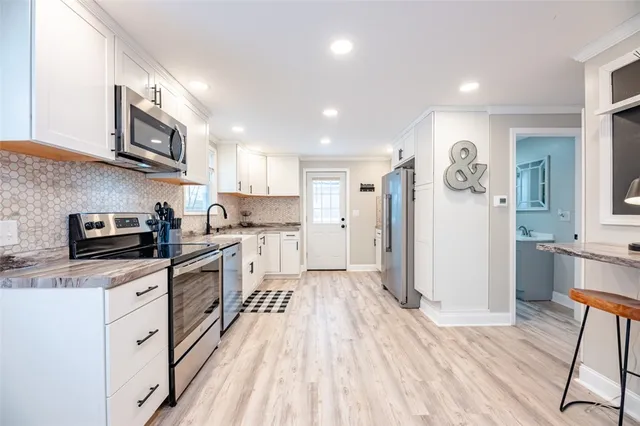 $164,900 | 157 Leonard Road, Greece, NY 14616