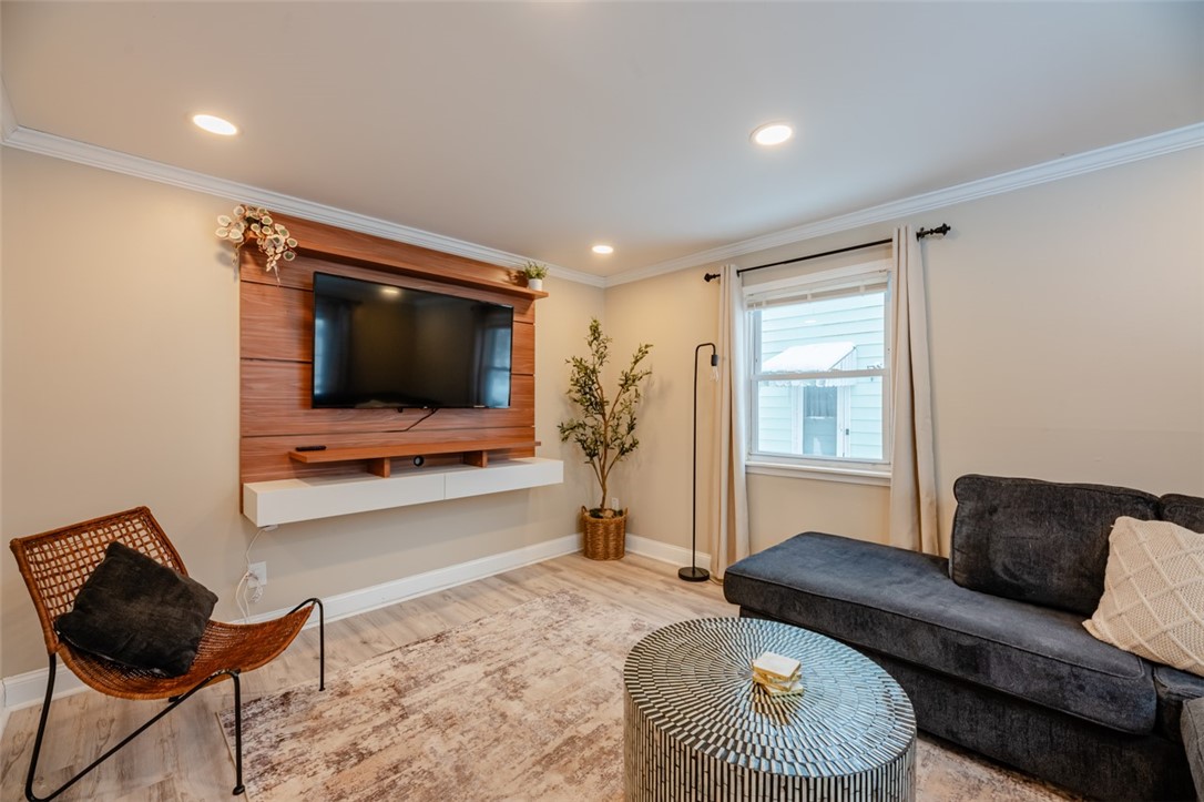 157 Leonard Road Greece, NY 14616 - Photo 4 of 45