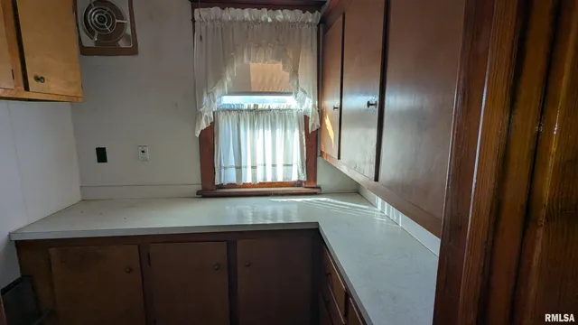 $71,000 | 2013 16th Street, Moline, IL 61265