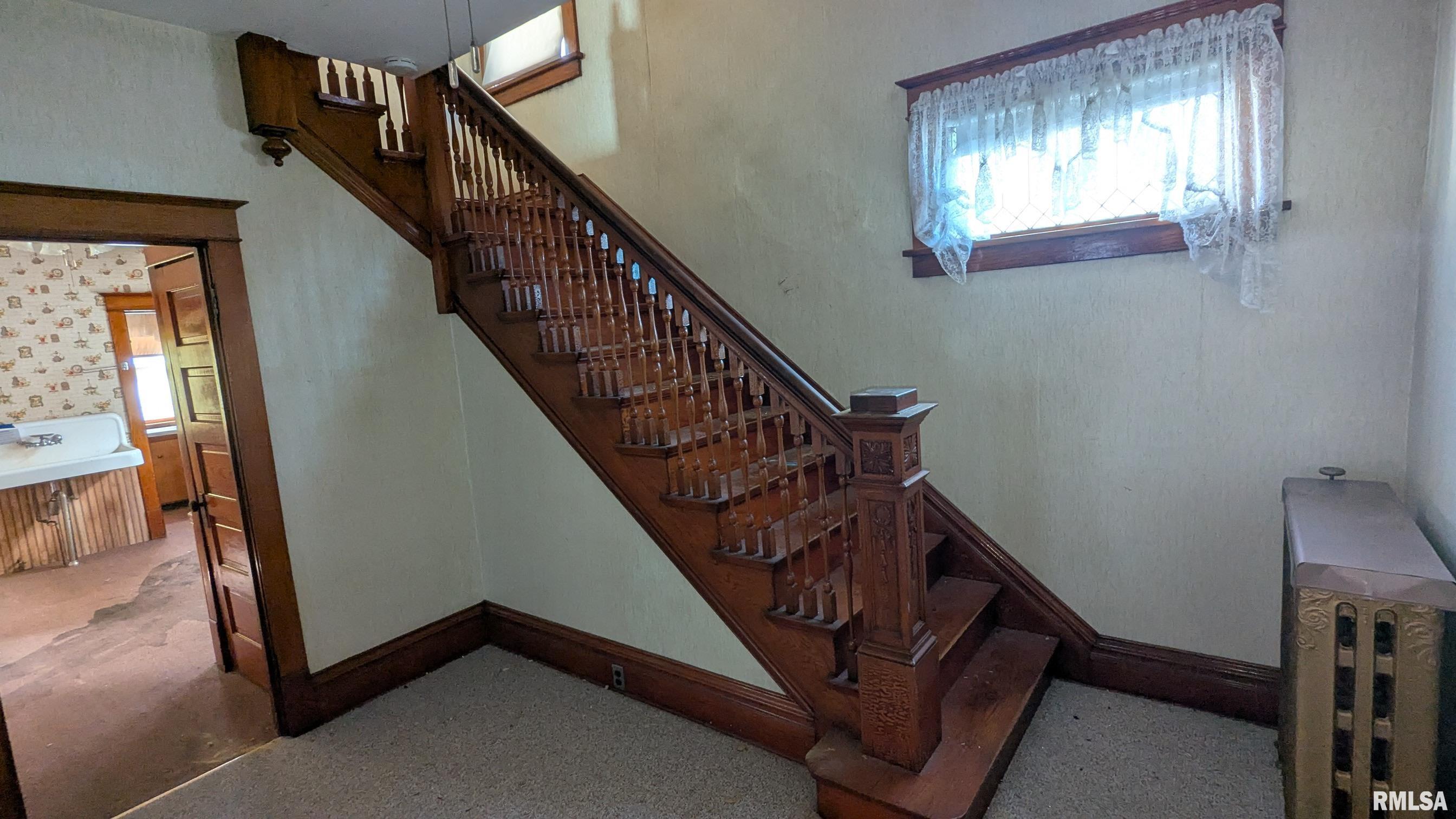 2013 16th Street Moline, IL 61265 - Photo 6 of 17