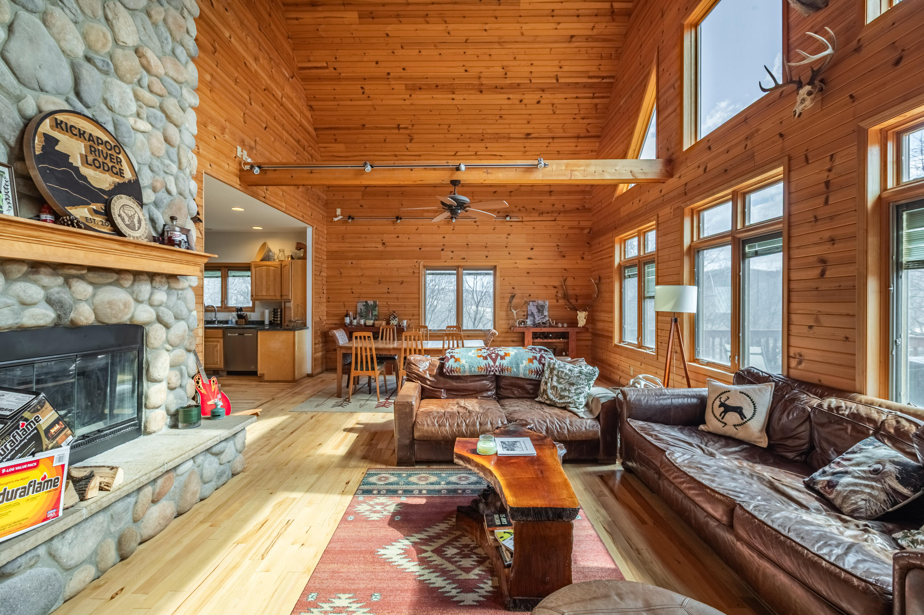 10235 Tavern Road Clayton, WI 54655 - Photo 5 of 30 Great room