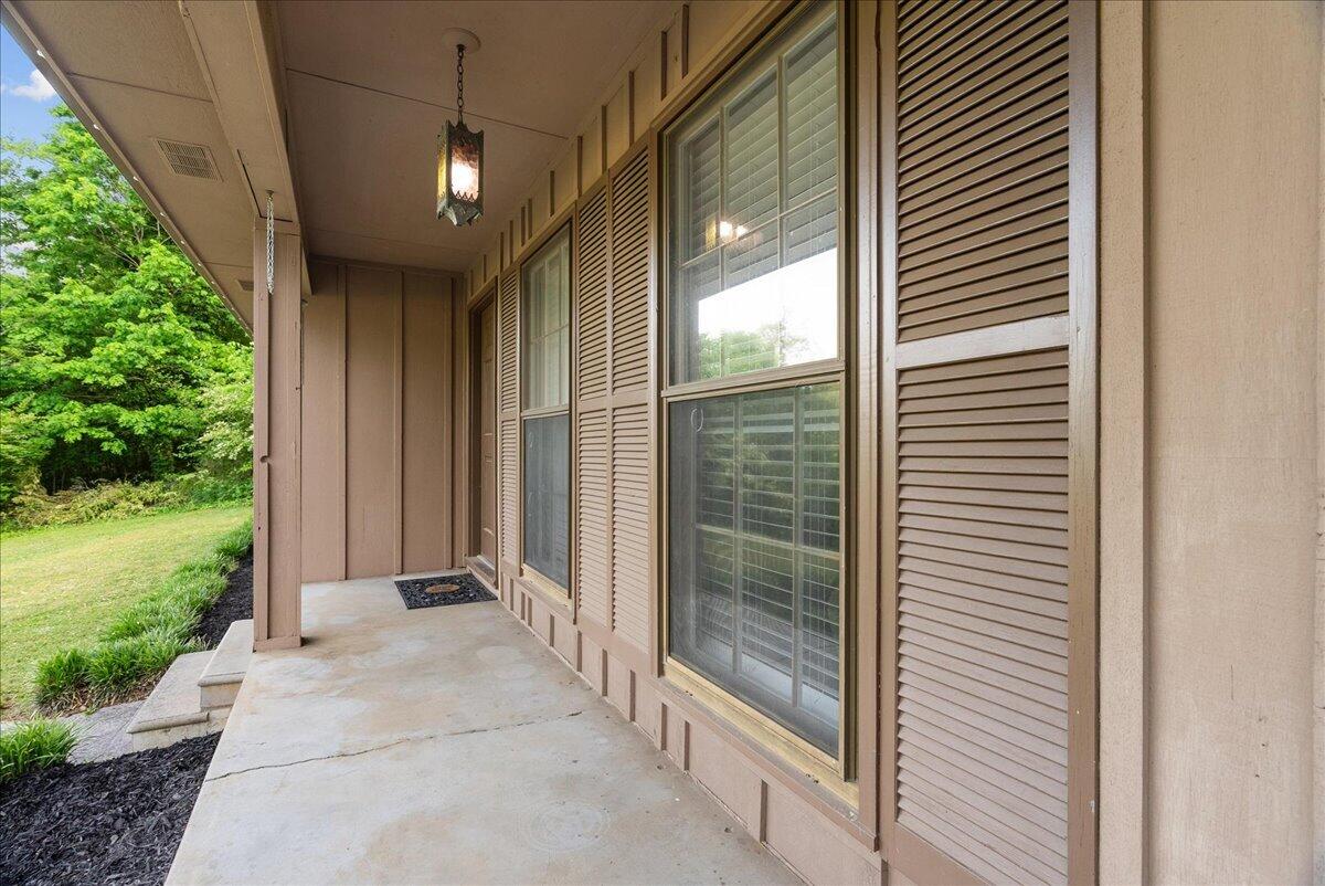 108 Pinewood Way Dalton, GA 30721 - Photo 7 of 35 30-DSC00357