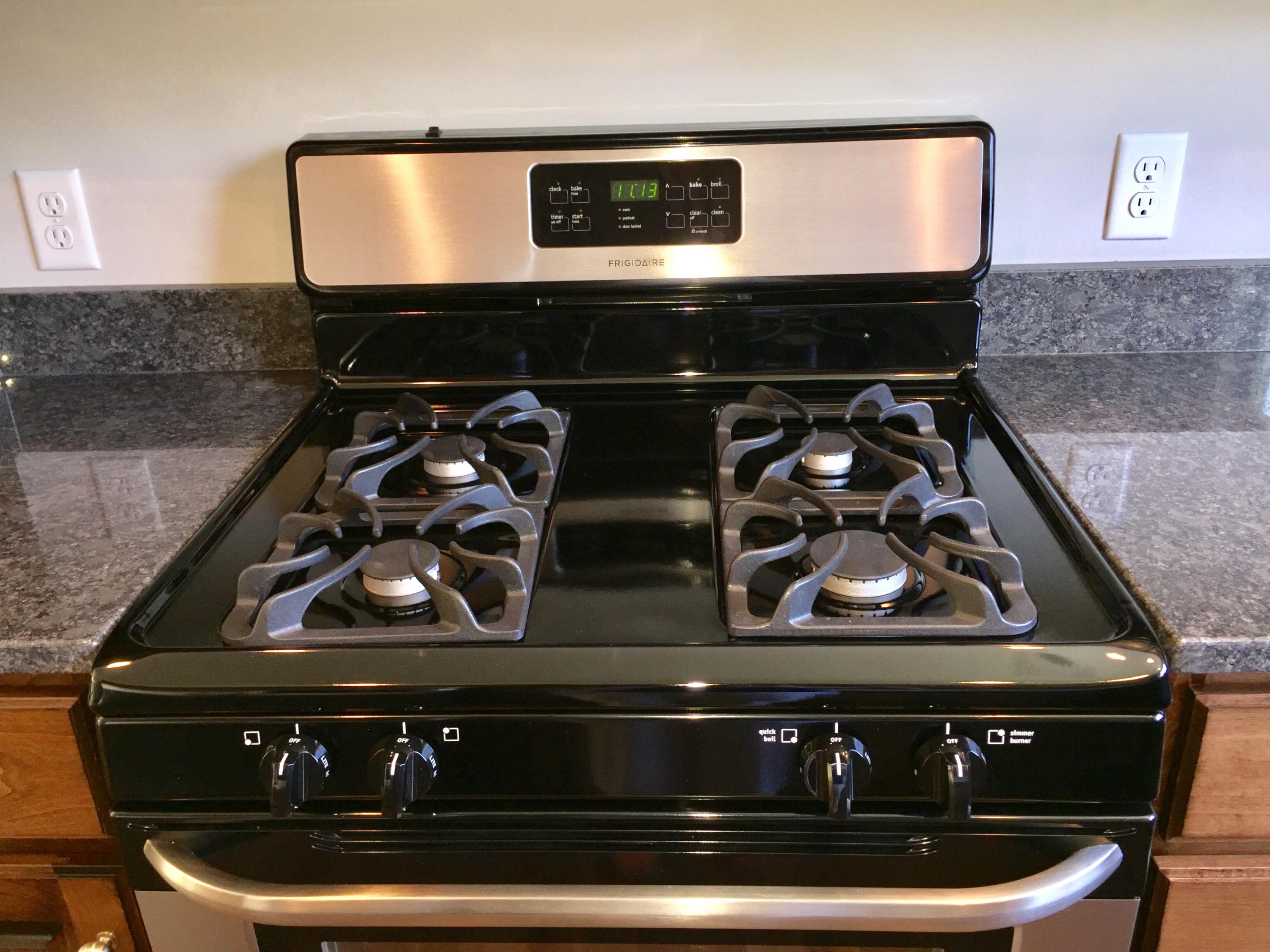 638 Gadd Road Hixson, TN 37343 - Photo 8 of 27 Kitchen