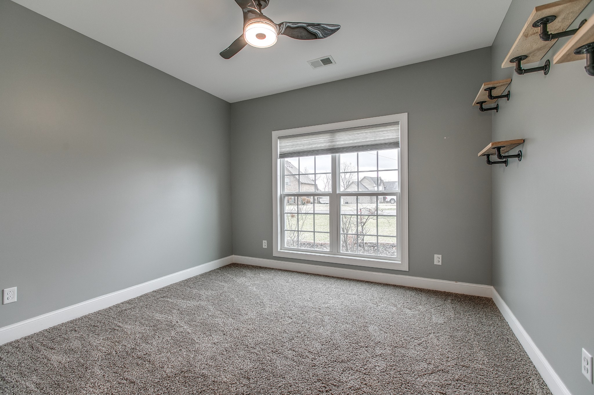1102 Cascadeway Drive Murfreesboro, TN 37129 - Photo 19 of 45 an empty room with a window