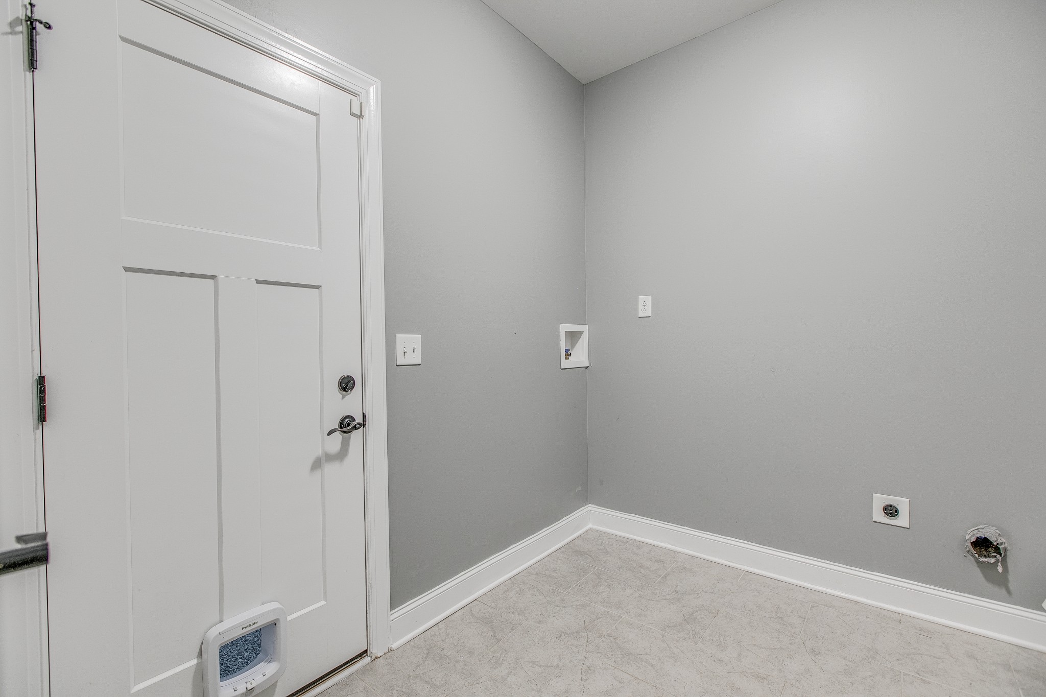 1102 Cascadeway Drive Murfreesboro, TN 37129 - Photo 21 of 45 a view of an empty room