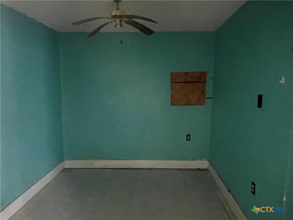 612 South 7th Street Temple, TX 76504 - Photo 37 of 43 a view of a small space