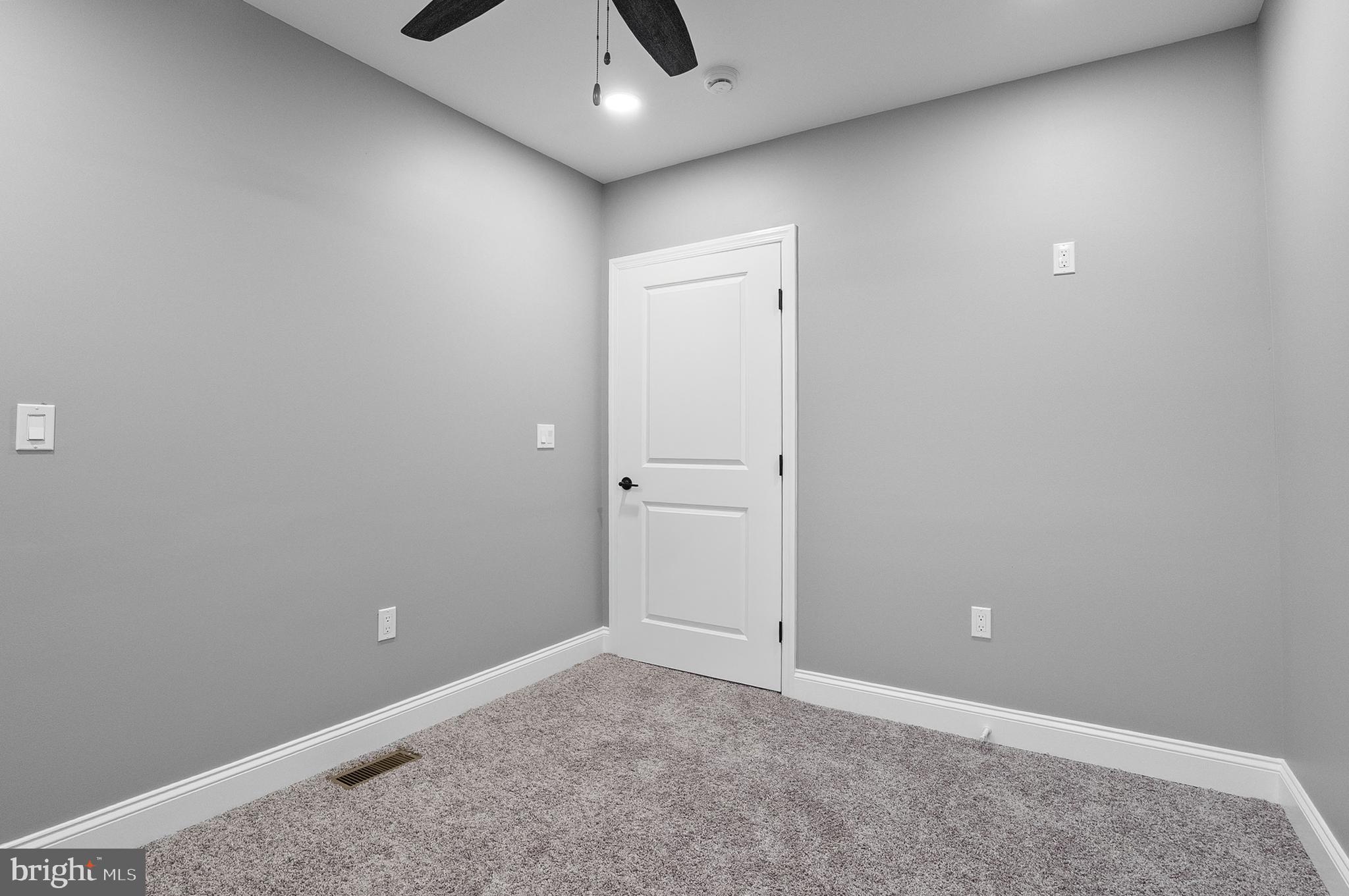 1201 North Fulton Avenue Baltimore, MD 21217 - Photo 30 of 36 a view of an empty room