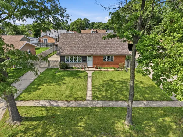 $310,000 | 7036 Oxford Street, Bridgeview, IL 60455