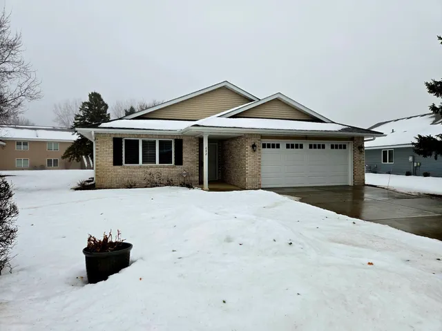 $369,900 | 642 Jenisa Drive, St. Cloud, MN 56301