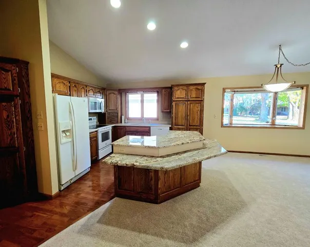 $369,900 | 642 Jenisa Drive, St. Cloud, MN 56301