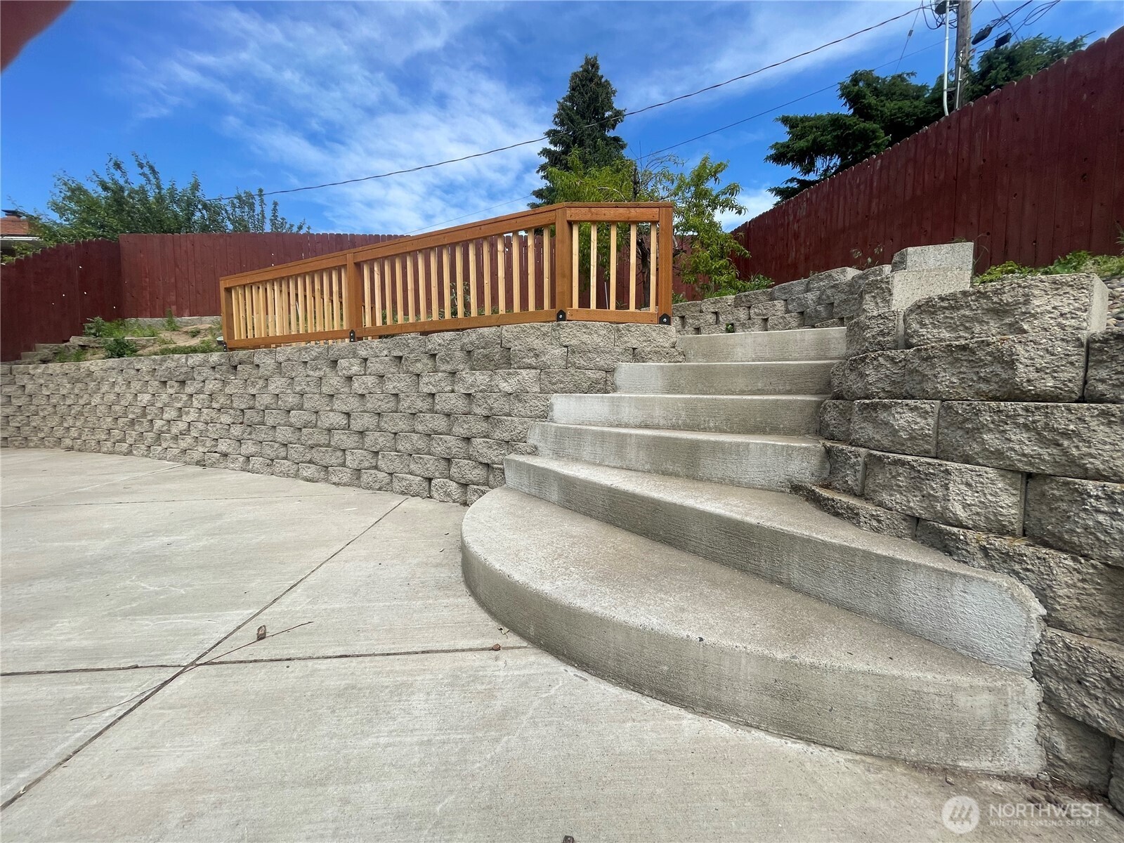 810 East Spring Street Dayton, WA 99328 - Photo 37 of 39