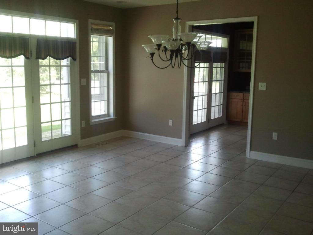 295 Squire Lane Lititz, PA 17543 - Photo 3 of 13 Gallery Image 3