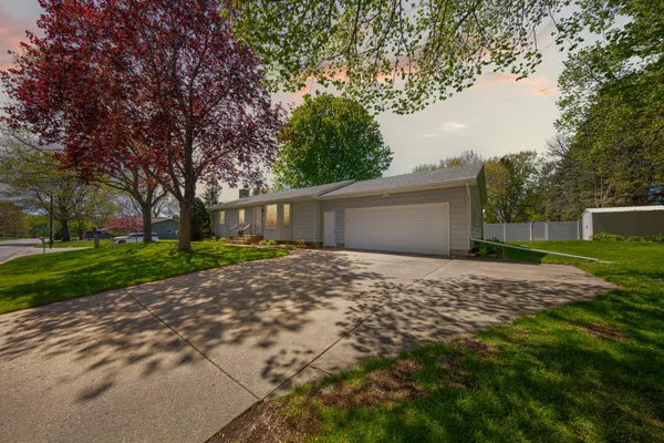 $364,900 | 20 Mitchell Drive, Faribault, MN 55021