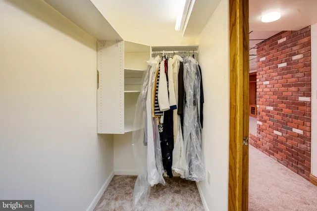 $799,000 | 200 W Road, Baltimore, MD 21221