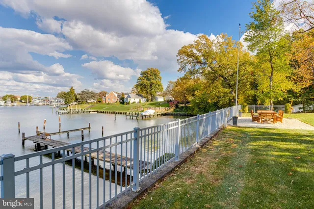 $799,000 | 200 W Road, Baltimore, MD 21221