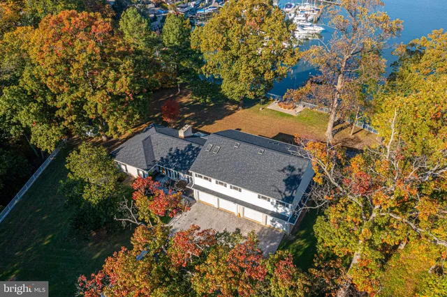 $799,000 | 200 W Road, Baltimore, MD 21221