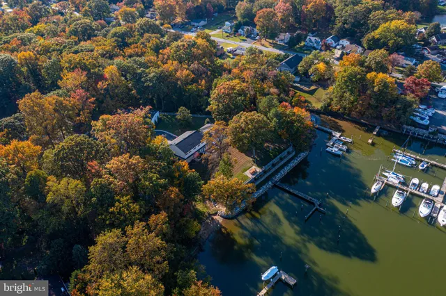 $799,000 | 200 W Road, Baltimore, MD 21221