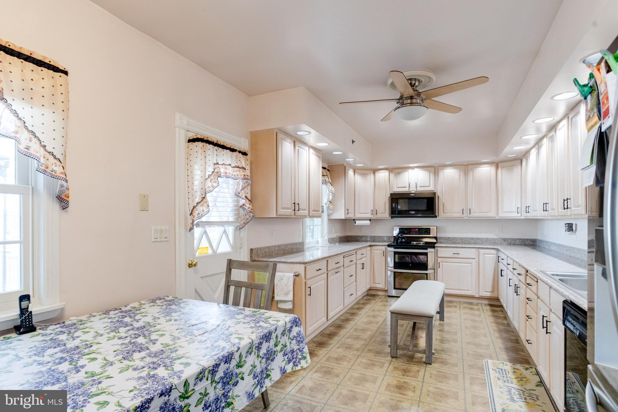 200 W Road Baltimore, MD 21221 - Photo 23 of 150
