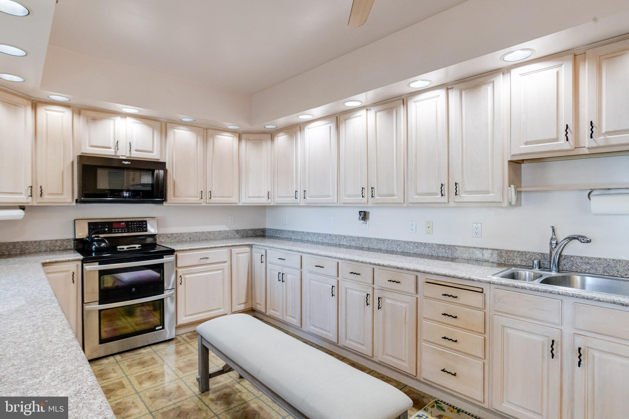 200 W Road Baltimore, MD 21221 - Photo 27 of 150