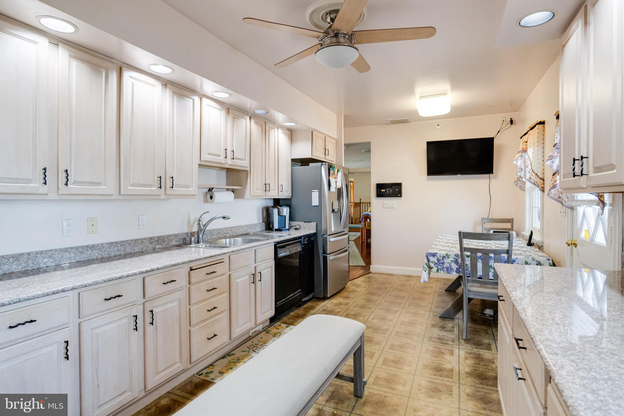 200 W Road Baltimore, MD 21221 - Photo 28 of 150