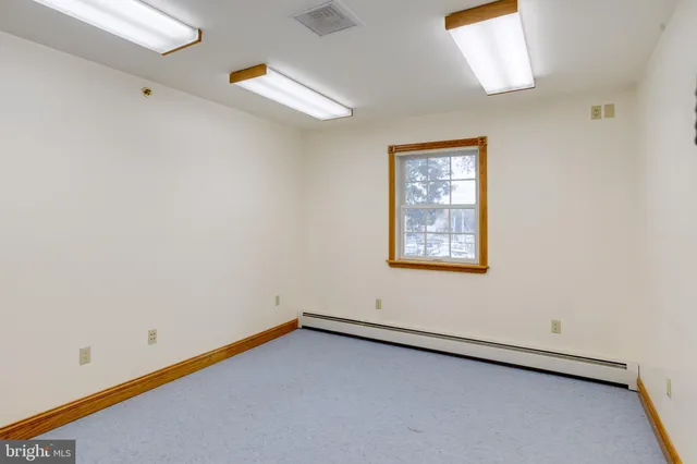 $799,000 | 200 W Road, Baltimore, MD 21221