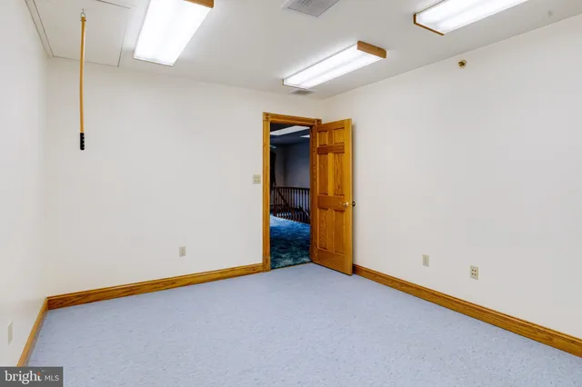 $799,000 | 200 W Road, Baltimore, MD 21221