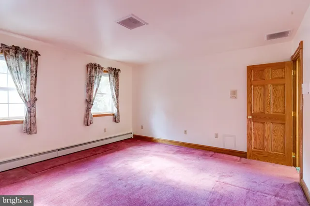 $799,000 | 200 W Road, Baltimore, MD 21221