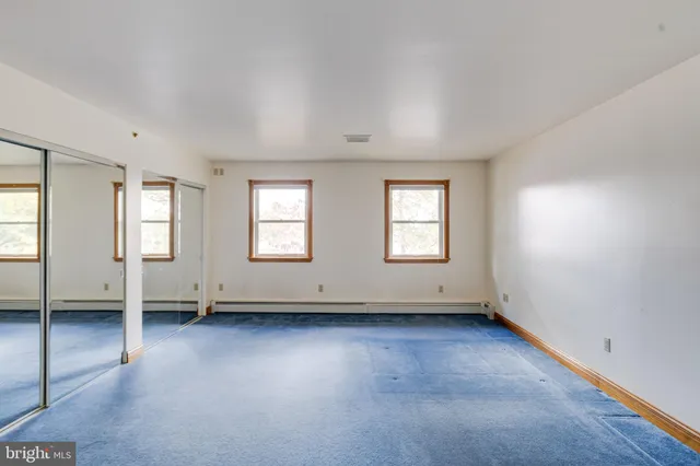 $799,000 | 200 W Road, Baltimore, MD 21221