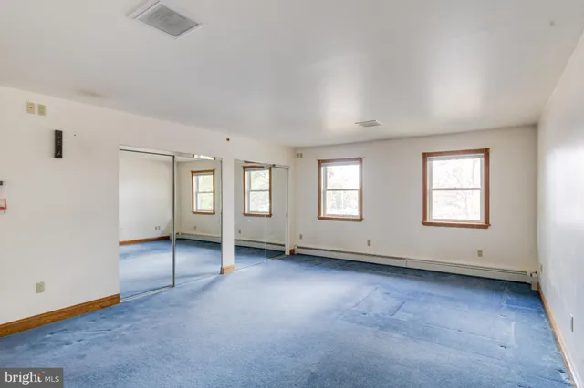 $799,000 | 200 W Road, Baltimore, MD 21221