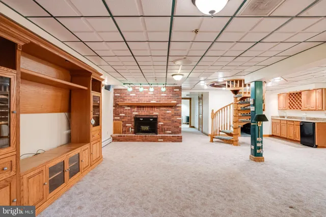 $799,000 | 200 W Road, Baltimore, MD 21221