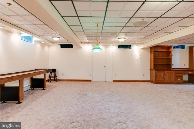 $799,000 | 200 W Road, Baltimore, MD 21221