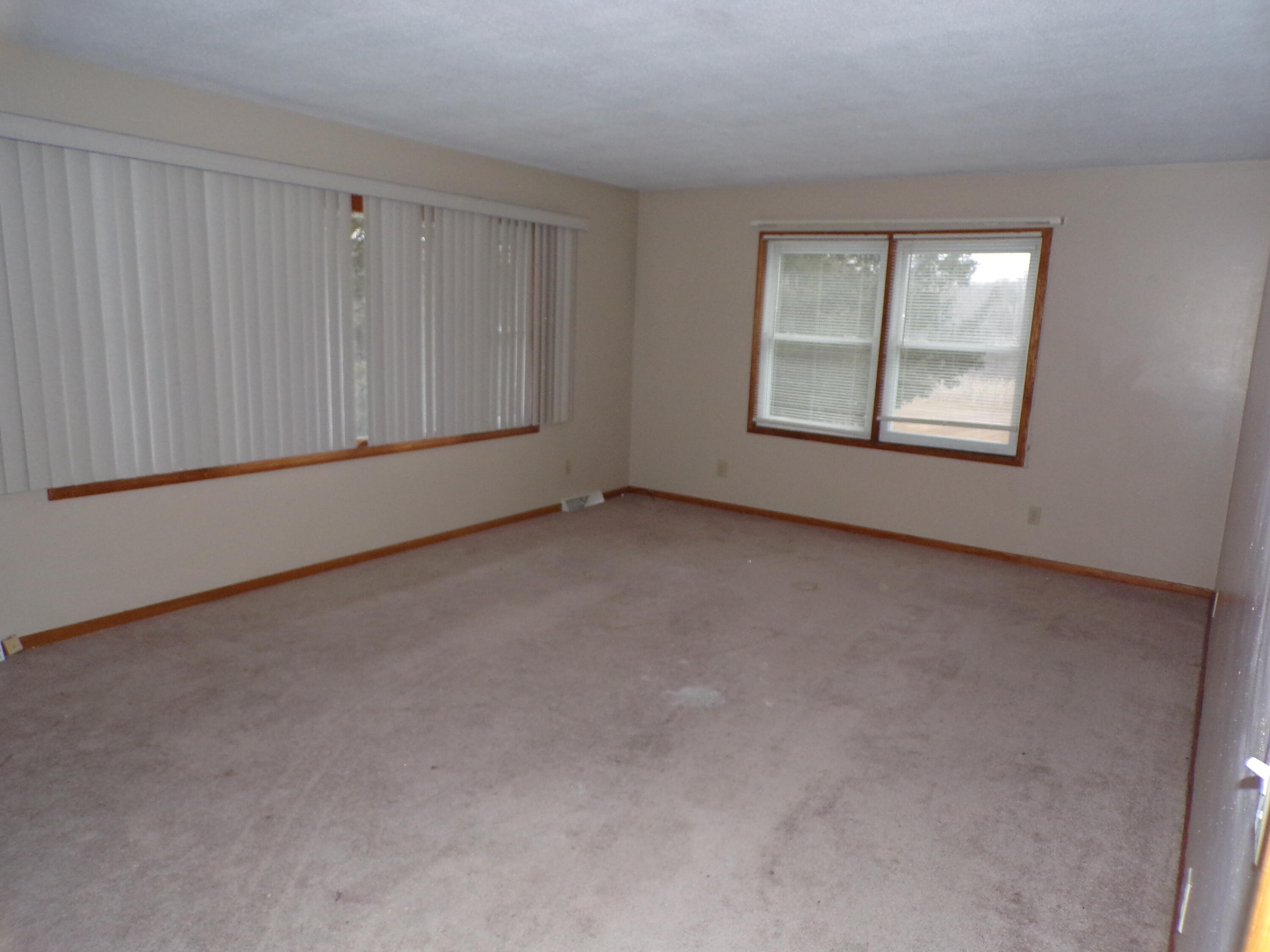 5251 Hudson Road Osseo, MI 49266 - Photo 10 of 20 hudson road 5251 move in 12-23-2021 (15)