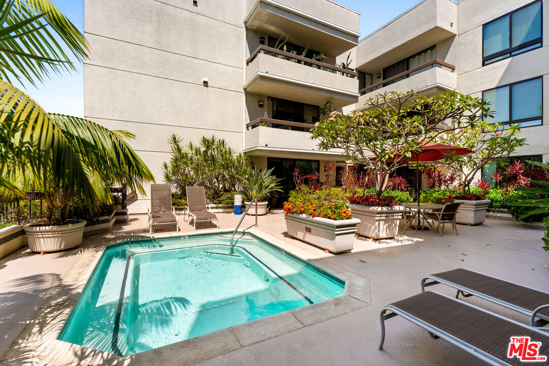 851 North Kings Road, Unit 102 West Hollywood, CA 90069 - Photo 25 of 31