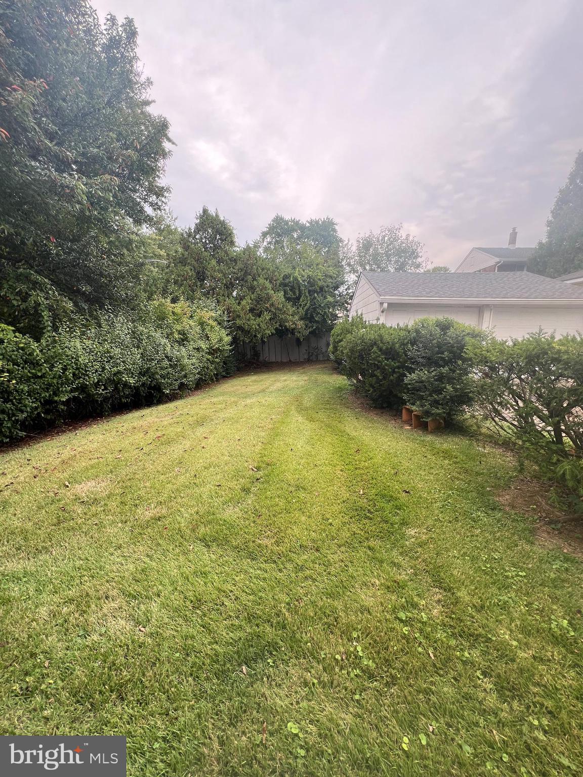 301 Murray Avenue Bellmawr, NJ 08031 - Photo 4 of 36 a view of outdoor space and yard